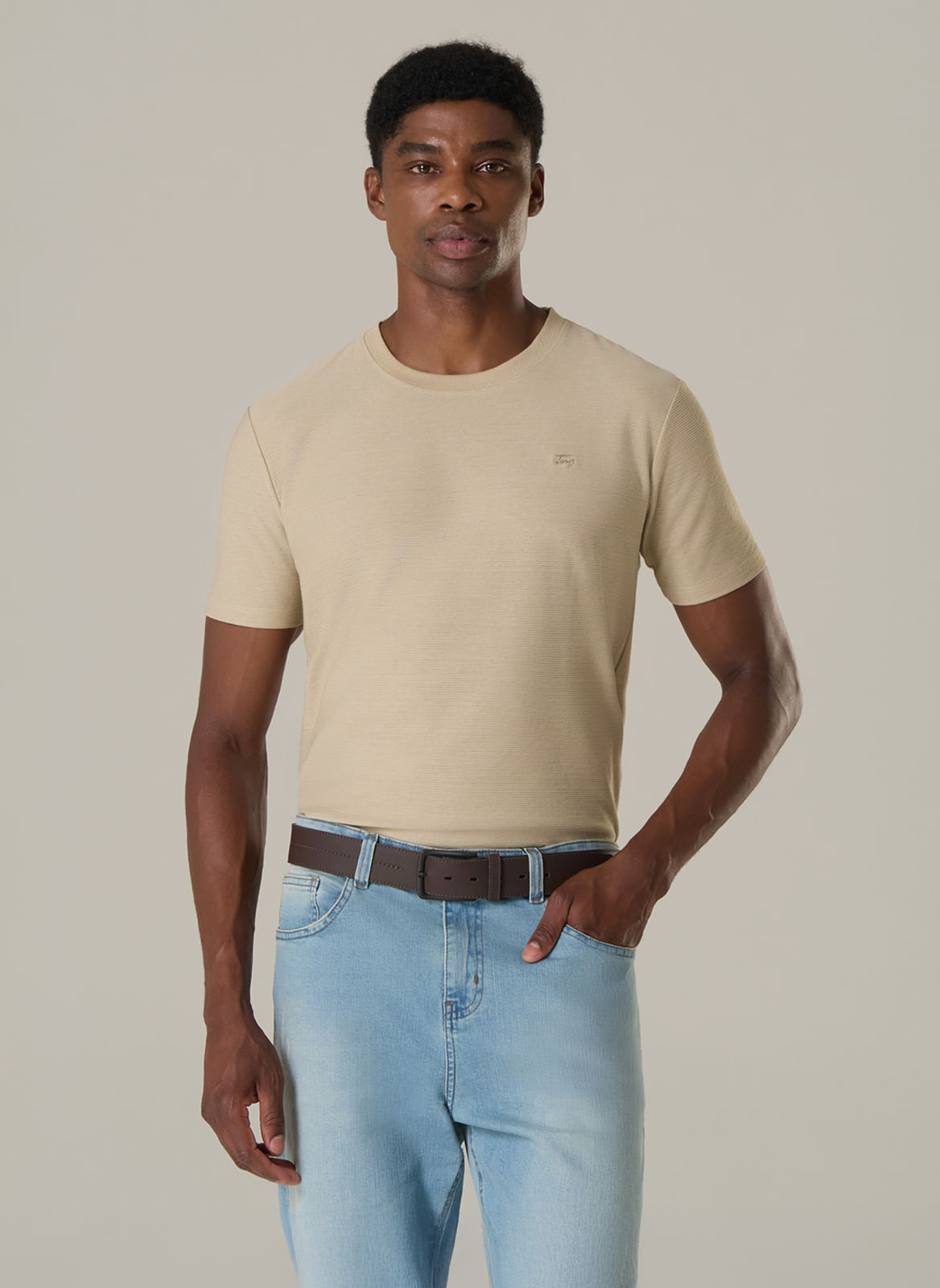 V25MMDF15_540_1-CAMISETA-MALHA-CONFORT-FIT