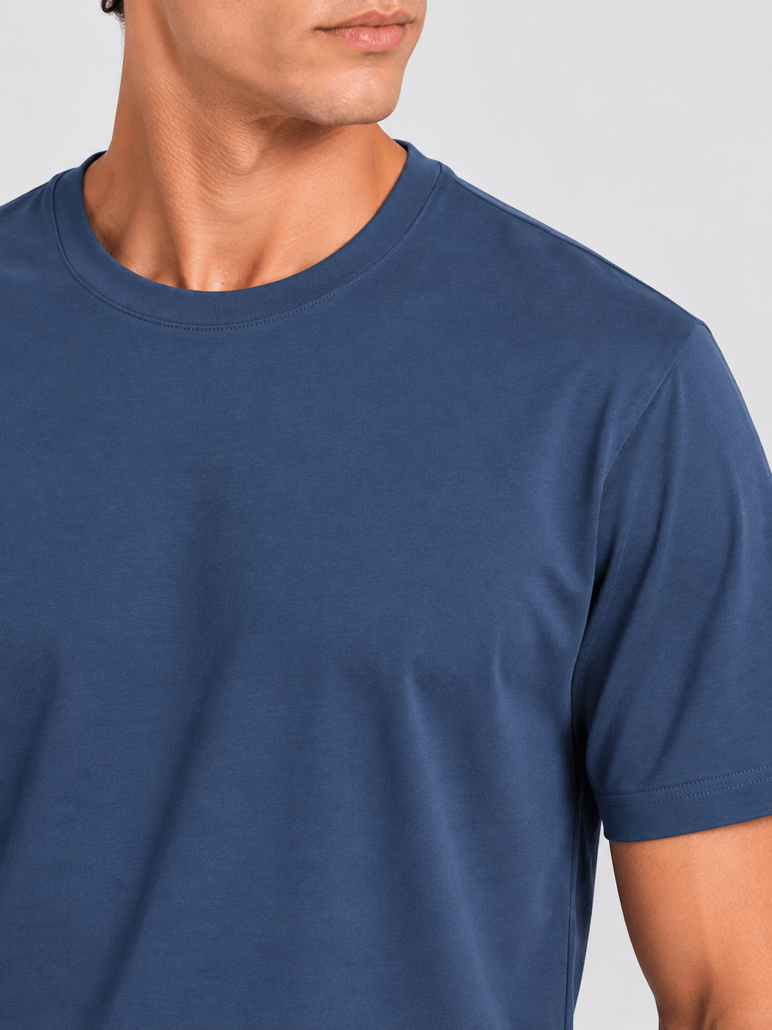 camiseta-gola-careca-azul-marinho-_p-a-gg-atual-AZUL_3
